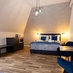 Clariss Hotel Balatonalmádi