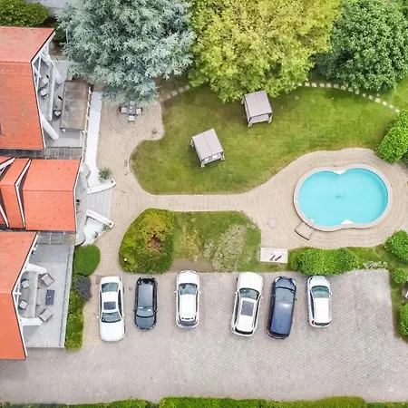 Hotel Clariss *