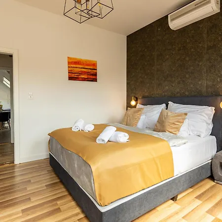 호텔 Clariss 발라톤알마디