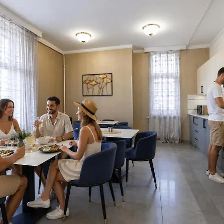 Clariss Hotel Balatonalmadi