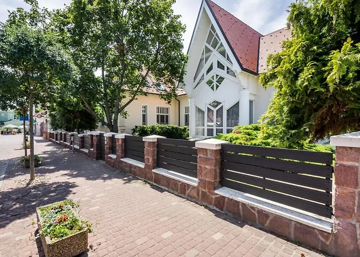 Hotel Clariss Balatonalmádi